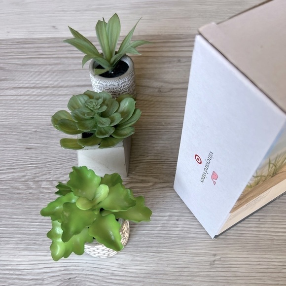 VINEYARD VINES jumbo inflatable beach ball 30" NIB - Picture 10 of 12